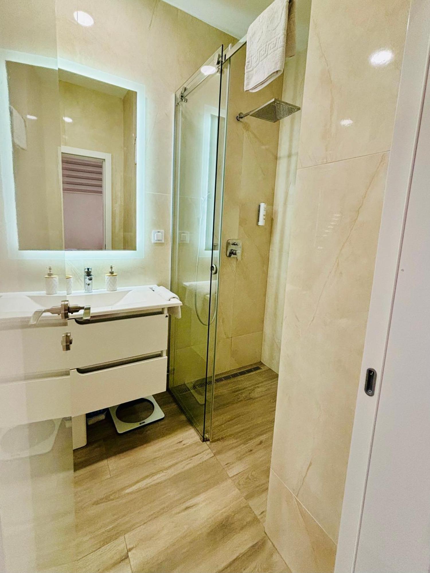 Lirra Luxe - Central Belgrade Apartments Exterior photo